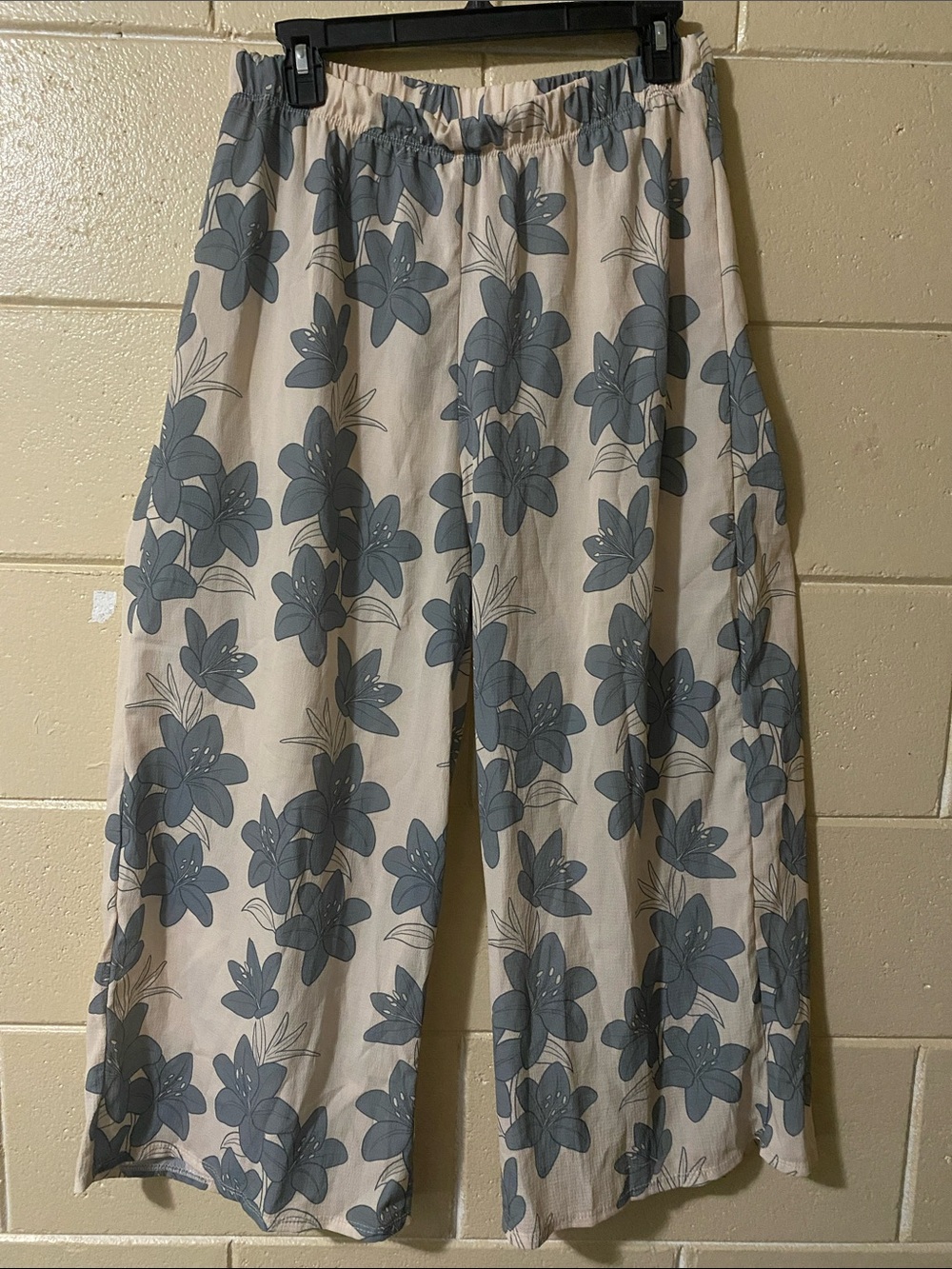Wide Leg Floral Print Palazzo Pants in Beige and Blue